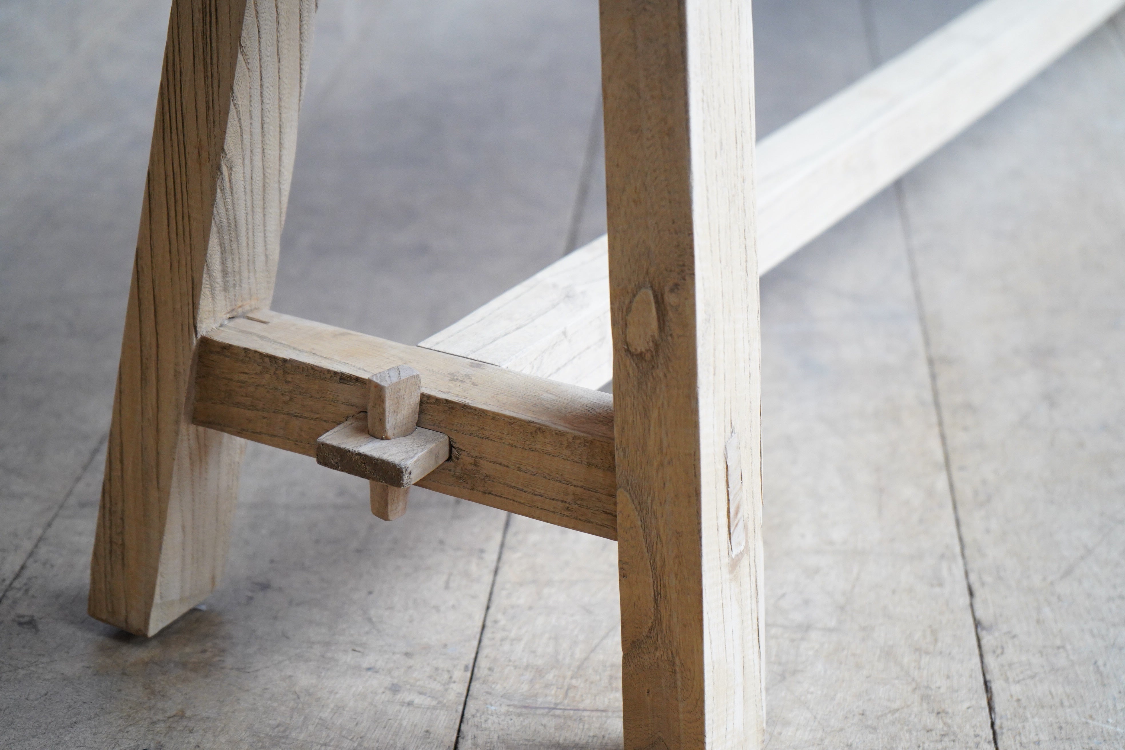 Chunky Elm Bench