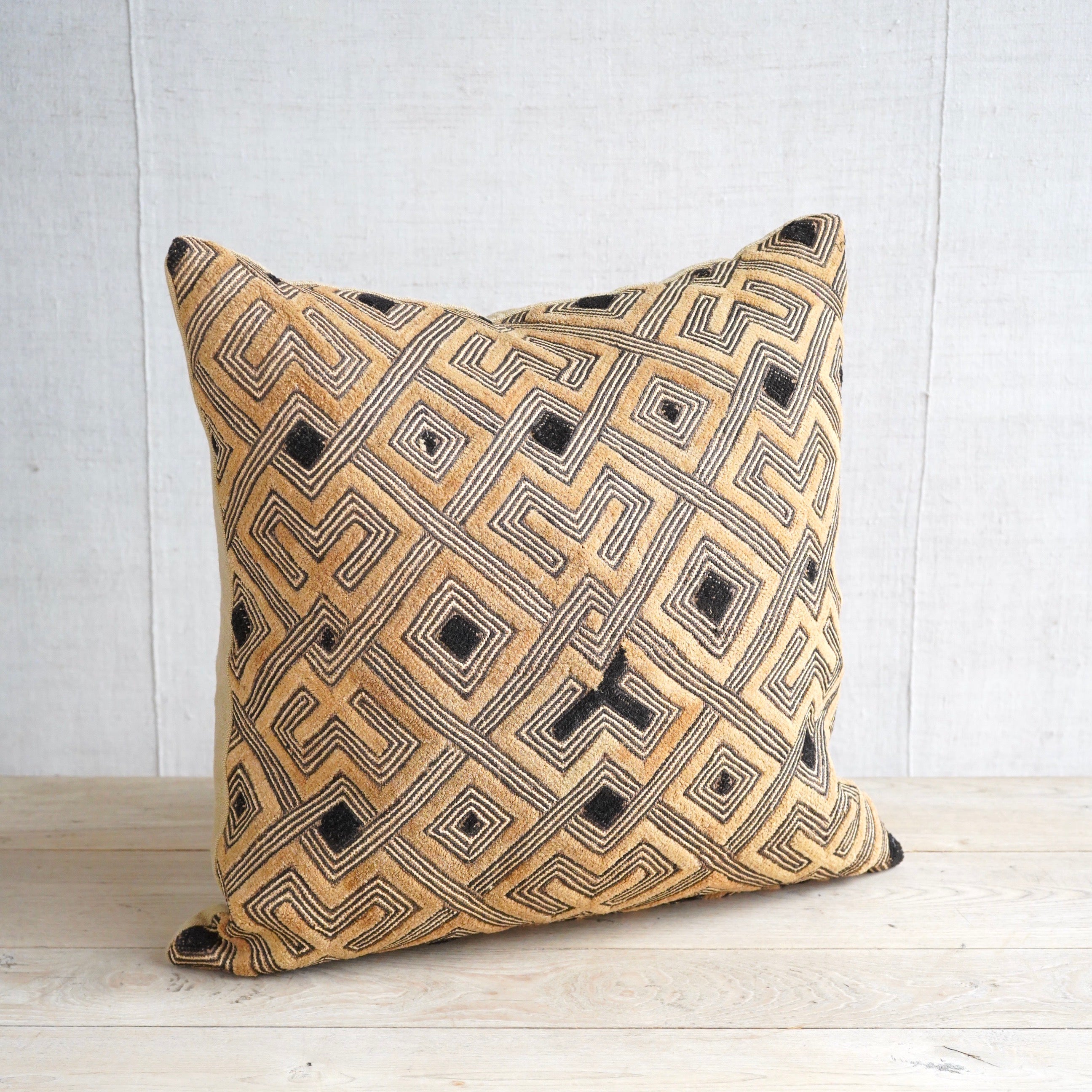 Handmade Kuba Cushion