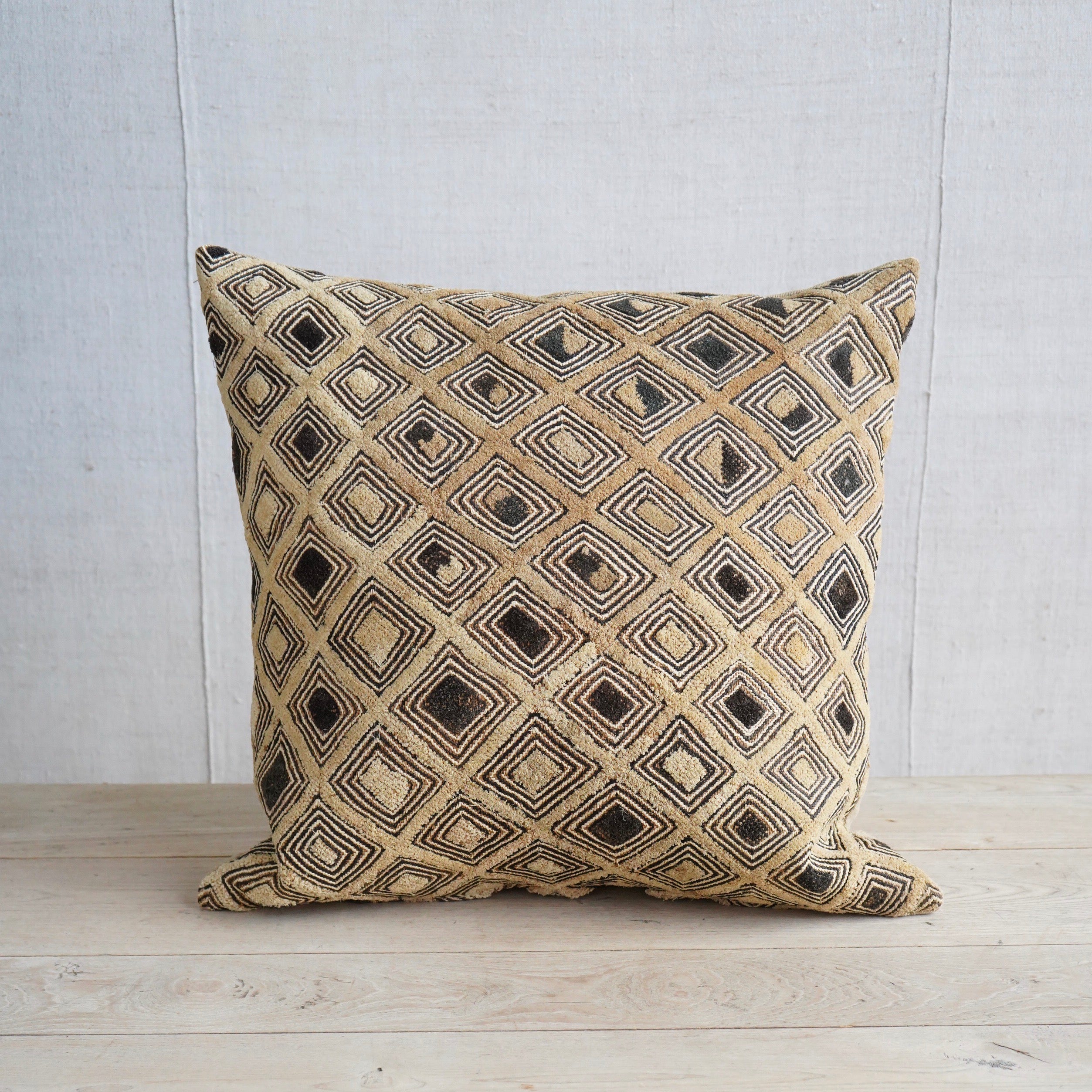 Handmade Kuba Cushion