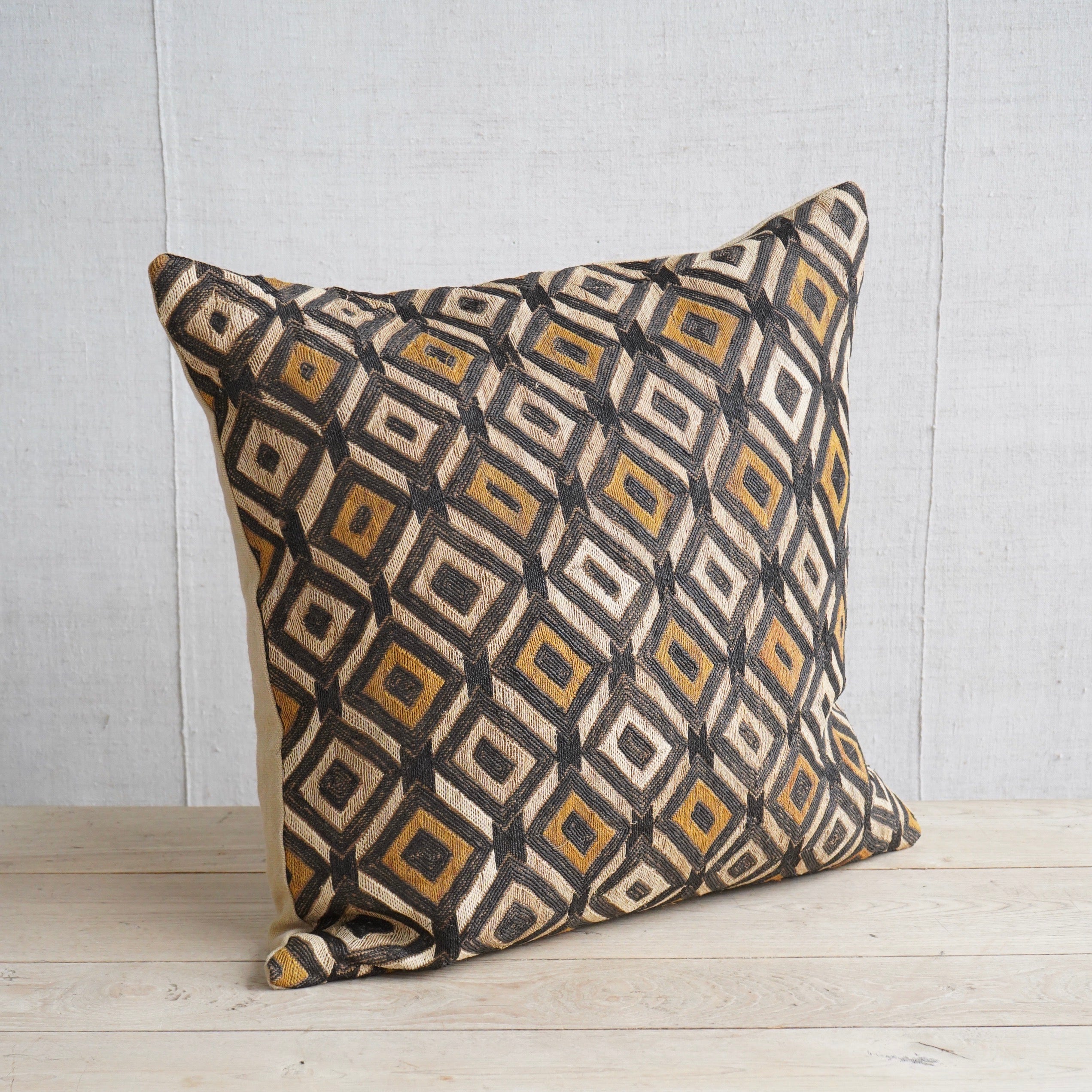 Handmade Kuba Cushion