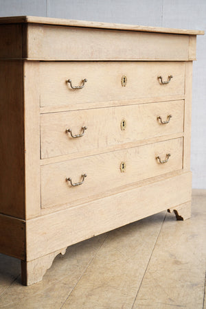 French Chest of Drawers