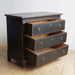 European Black Commode