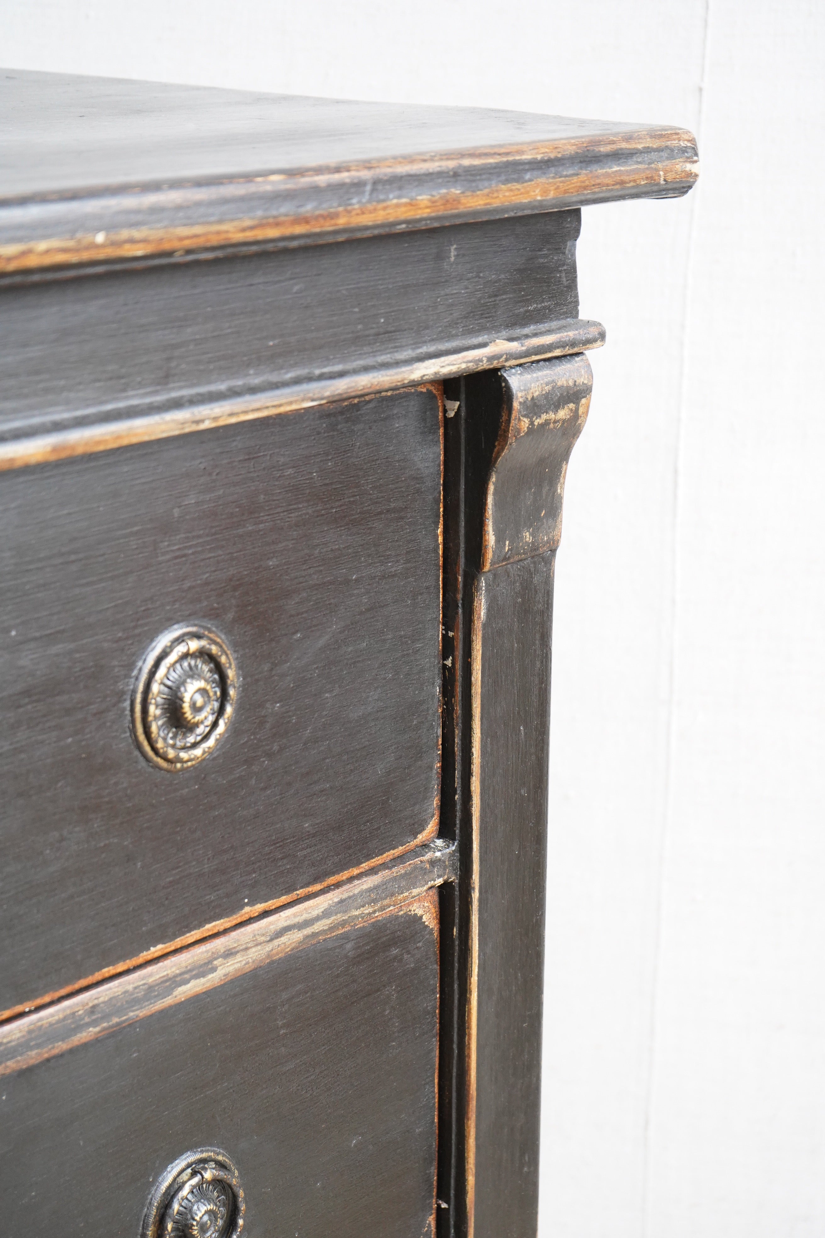 European Black Commode