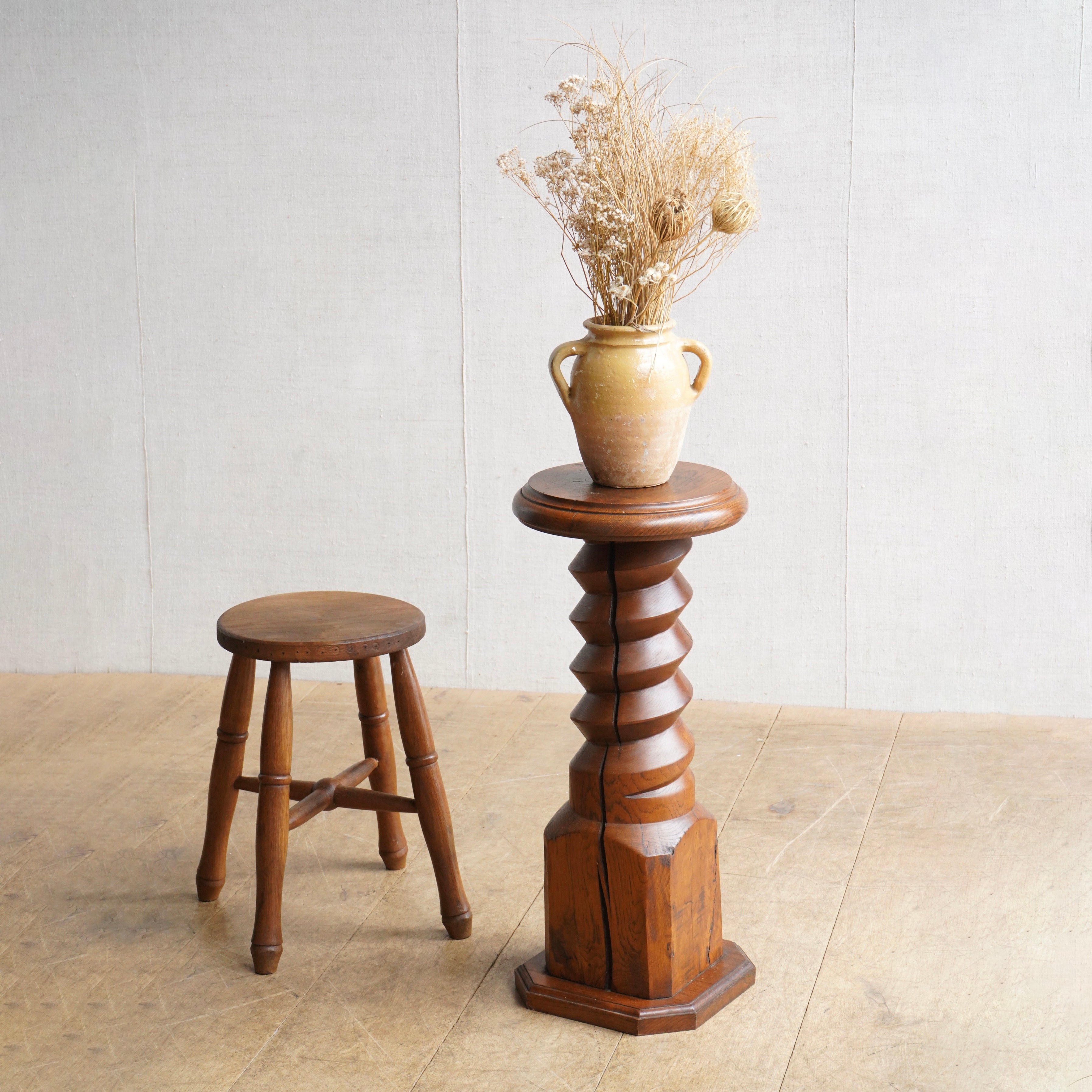 Corkscrew Plinth