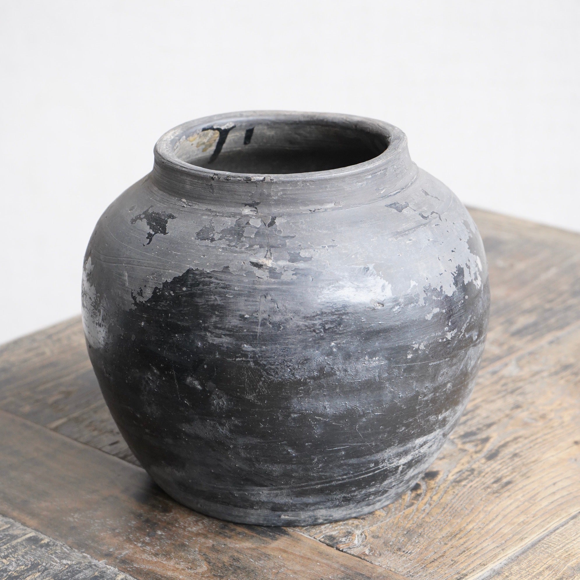 Pair of Chinese Preserve Pots
